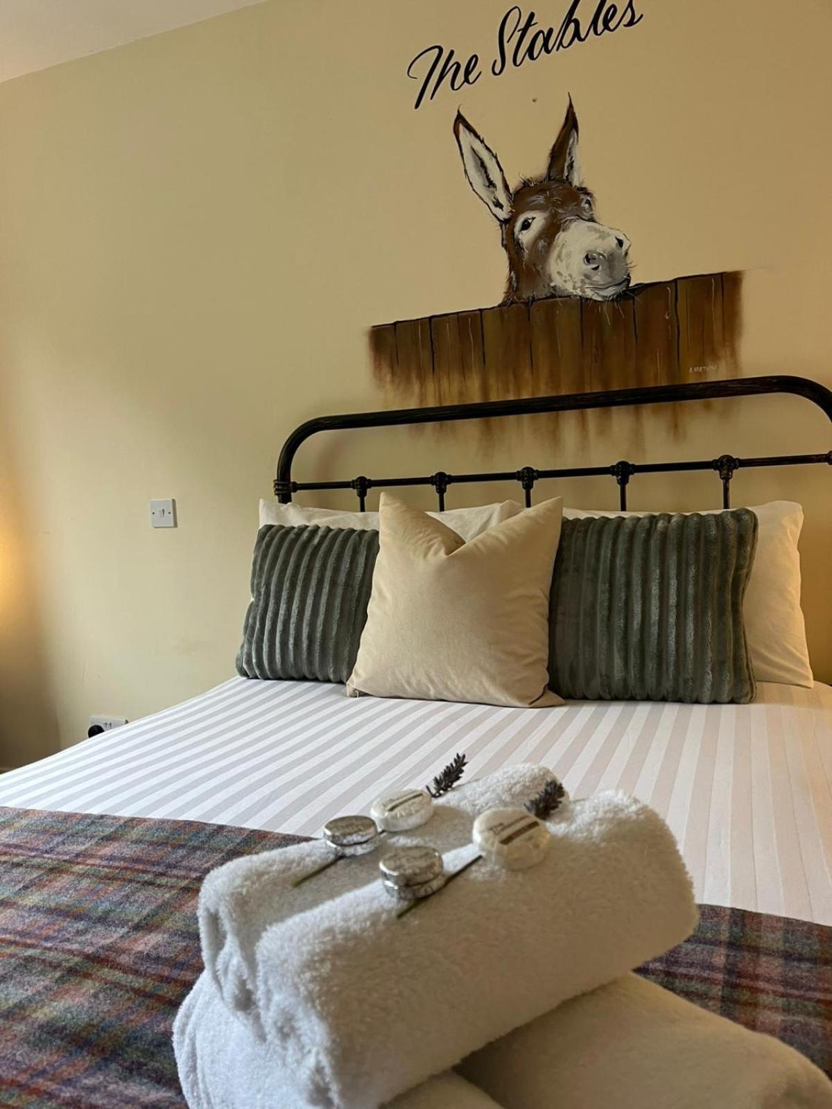Farmyard Inn Youlgreave Экстерьер фото
